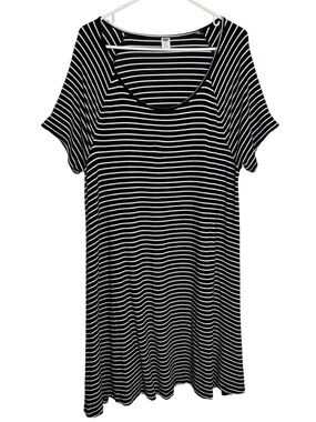 Old Navy Size XL Black & White Stripe Swing Dress